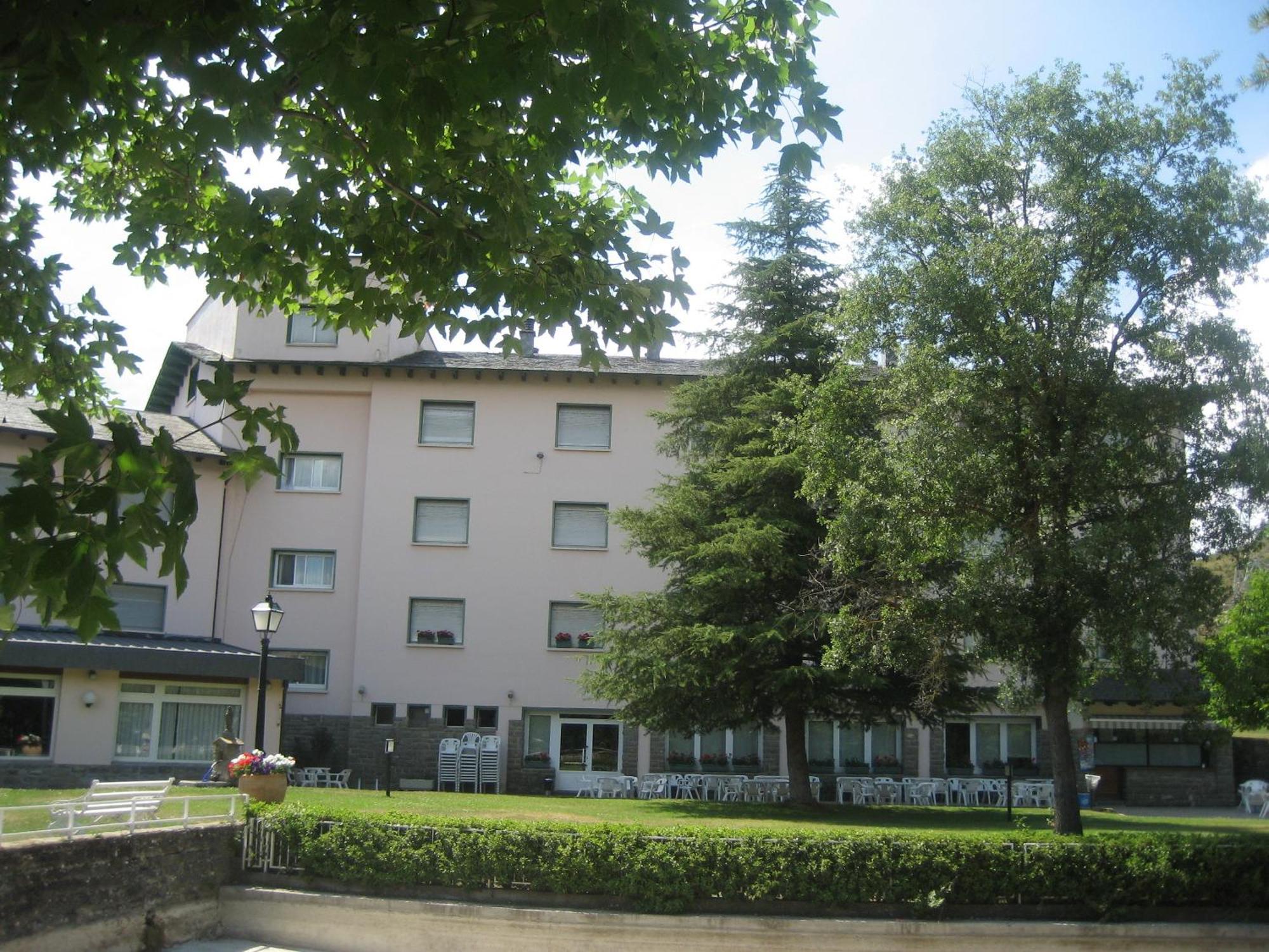 Hotel La Pardina Sabiñánigo Exterior foto